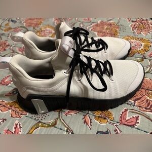 Nike Free Metcon 6 women’s size 9